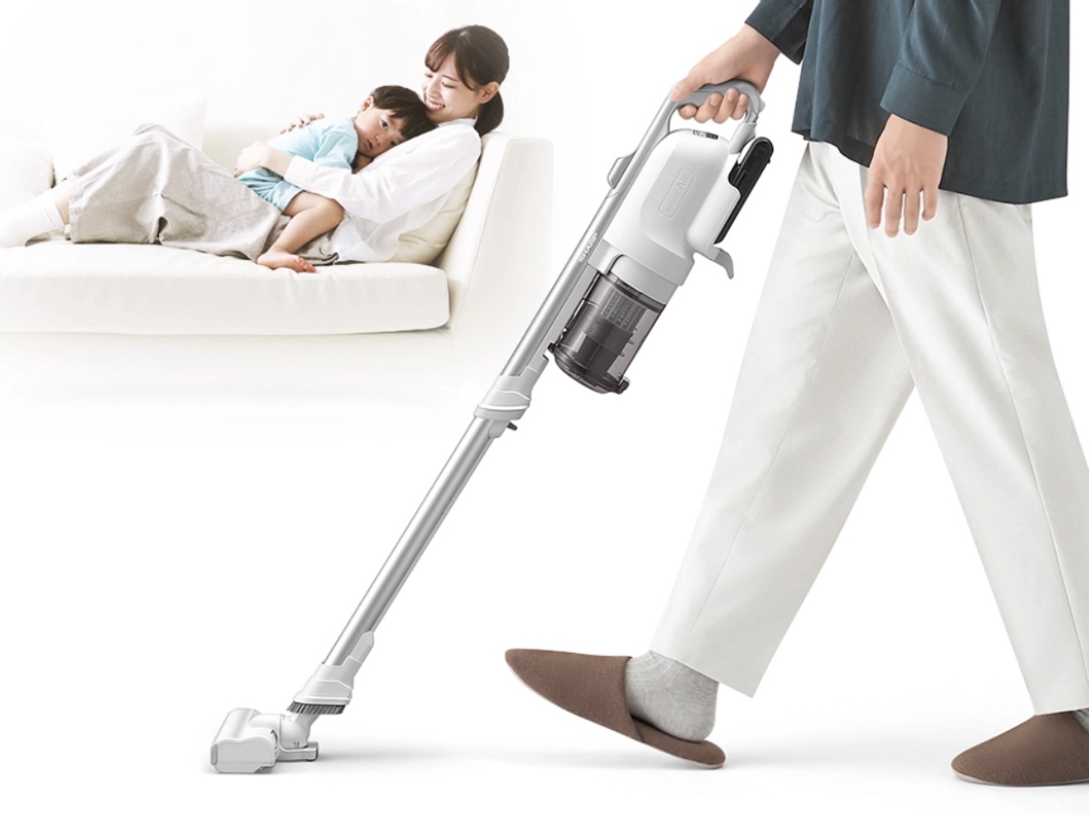 静音設計&パワフル吸引のサイクロン掃除機