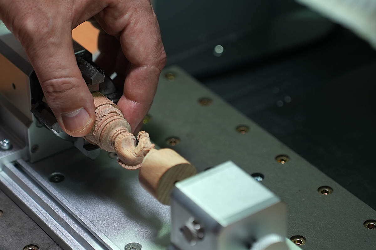 立体的な造形物の緻密な削り出しにも対応