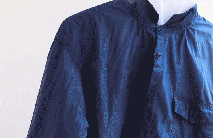 使用イメージ。バルーンのように膨れ上がり、衣服のシワを伸ばす