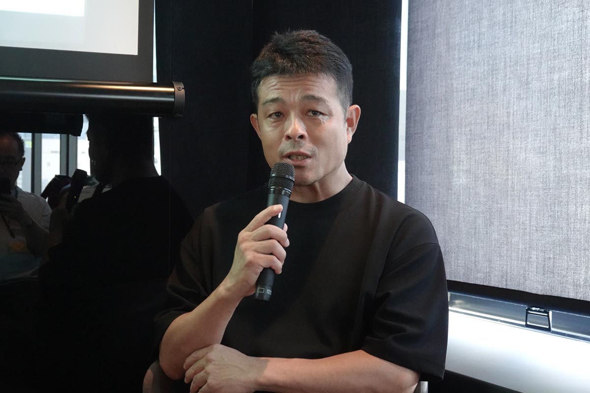 カリモク家具 事業開発本部 事業開発部 部長の伊串直恭さん