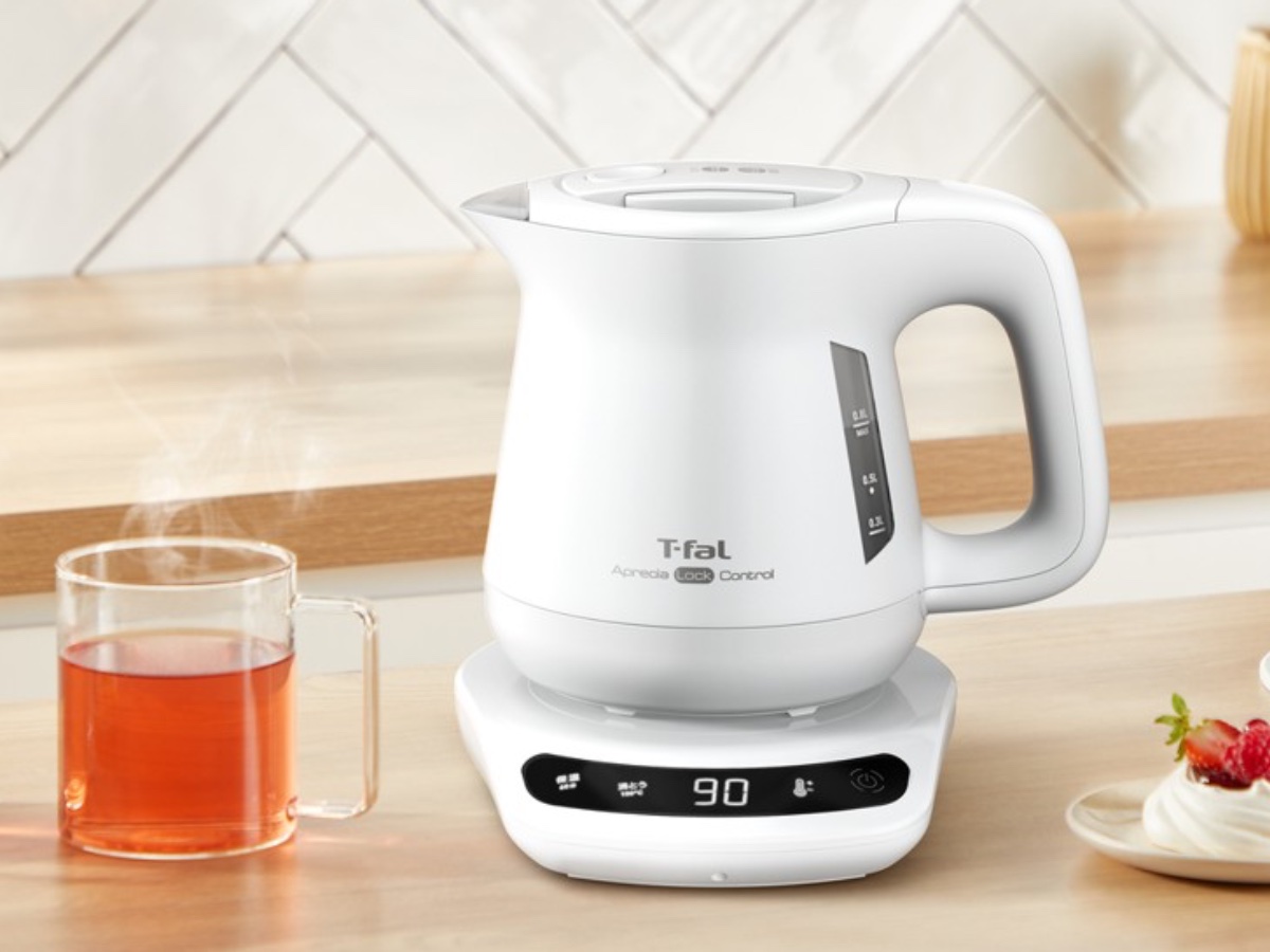 温度を細かく設定できる電気ケトル