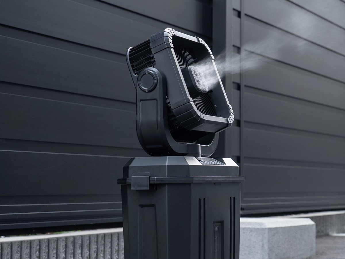 大容量タンクを搭載したミストファン