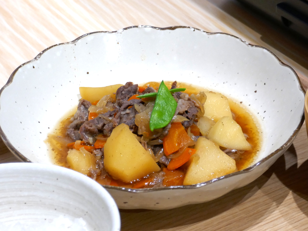 「Wレンジ」で調理した肉じゃが