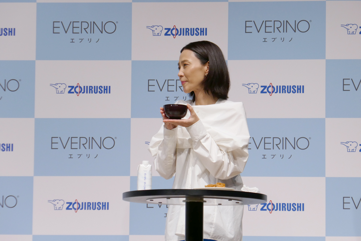 豚汁を試食