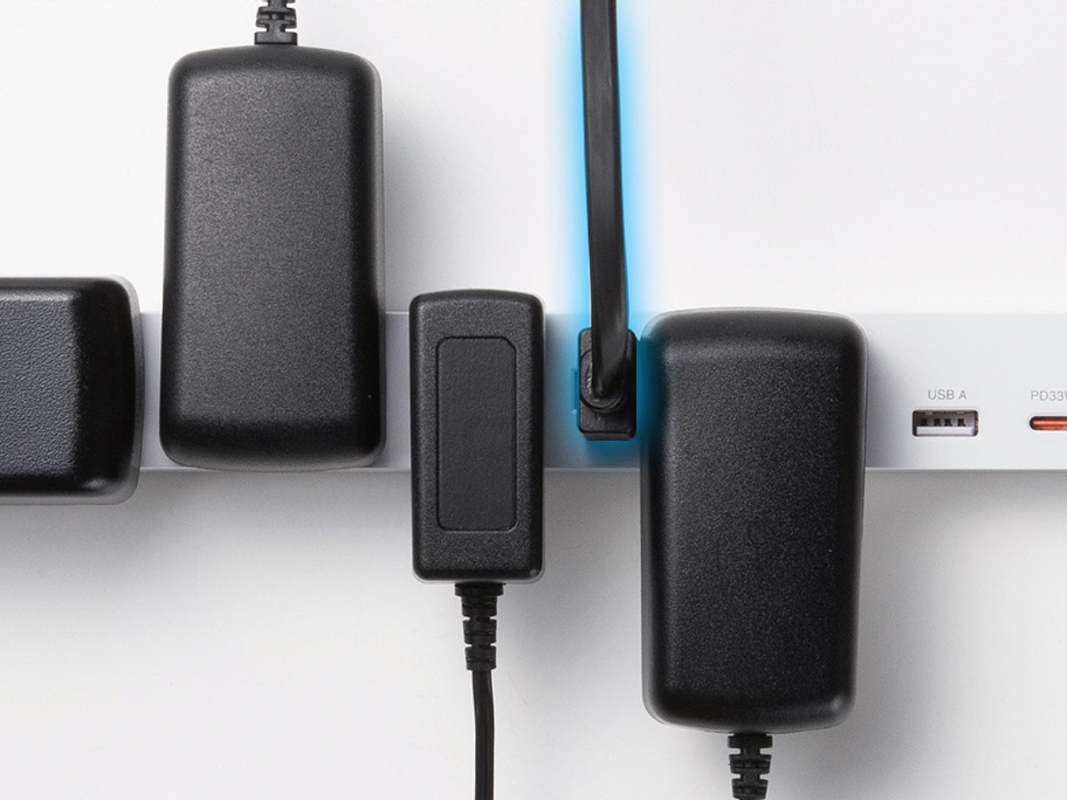 縦でも横でも差せる電源タップ