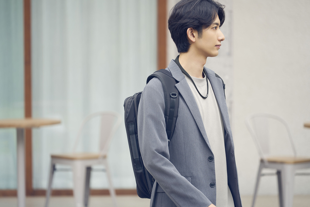 ループ形状により、さまざまなシーンで使いやすい