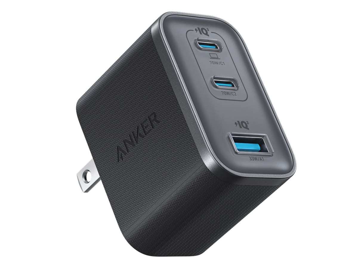 3ポート合計最大67.5Wの高出力を実現