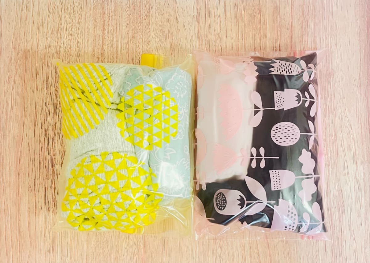 1日目・2日目と袋の色を変えておくと、迷わずに取り出せます