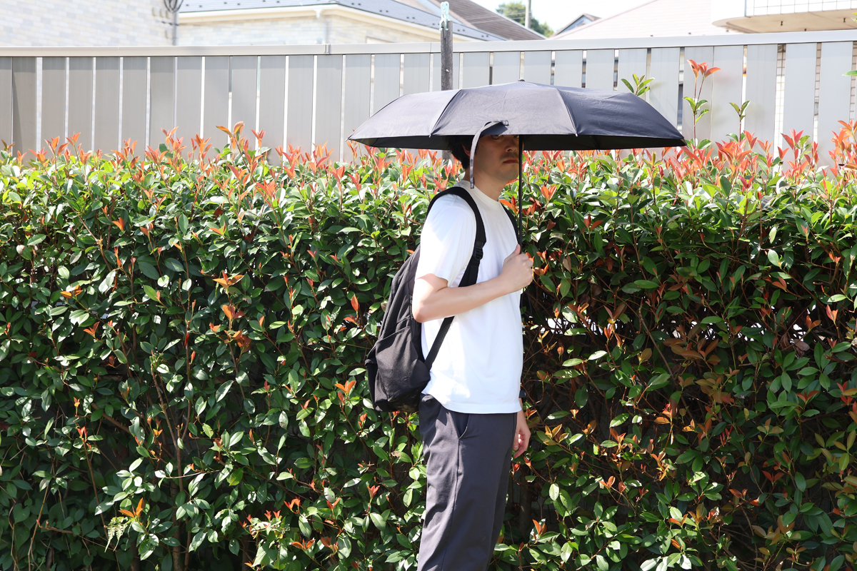 日傘を差す男性はまだ少数派ですが、周囲の視線は気になりませんでした