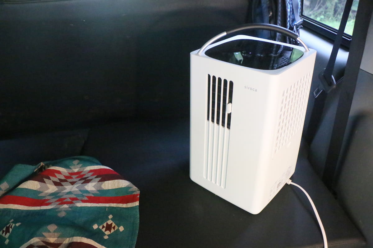 消費電力約160Wのポータブルクーラーもセット