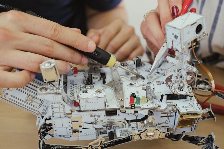 ユーザー自身が組み立ててる