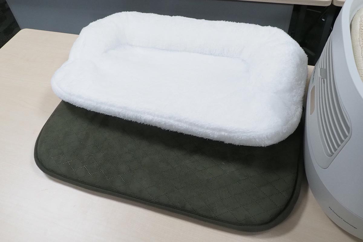 ベッドマットは3種類を展開