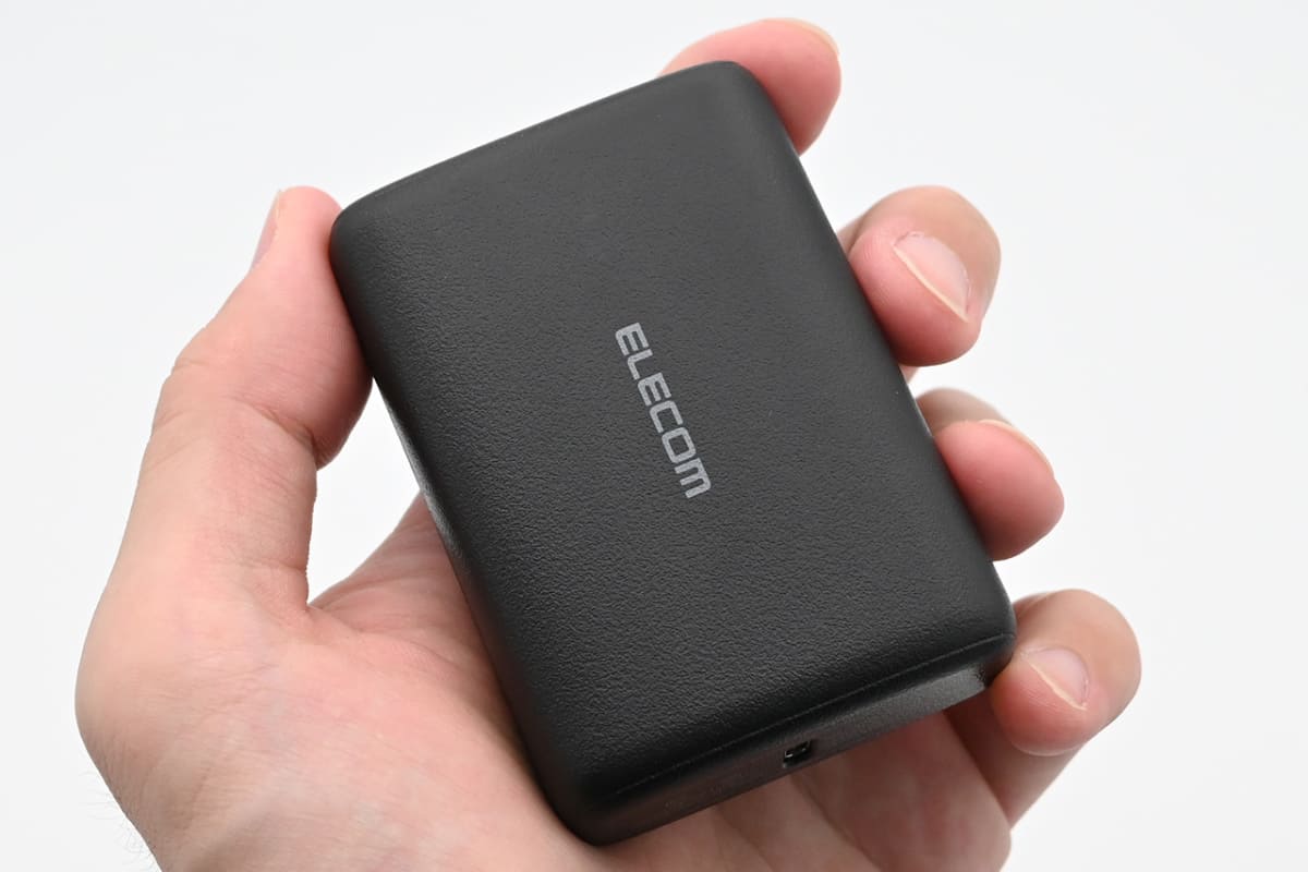 最近増えているモバイルバッテリーが原因の事故、防ぐための適切な使い方は?