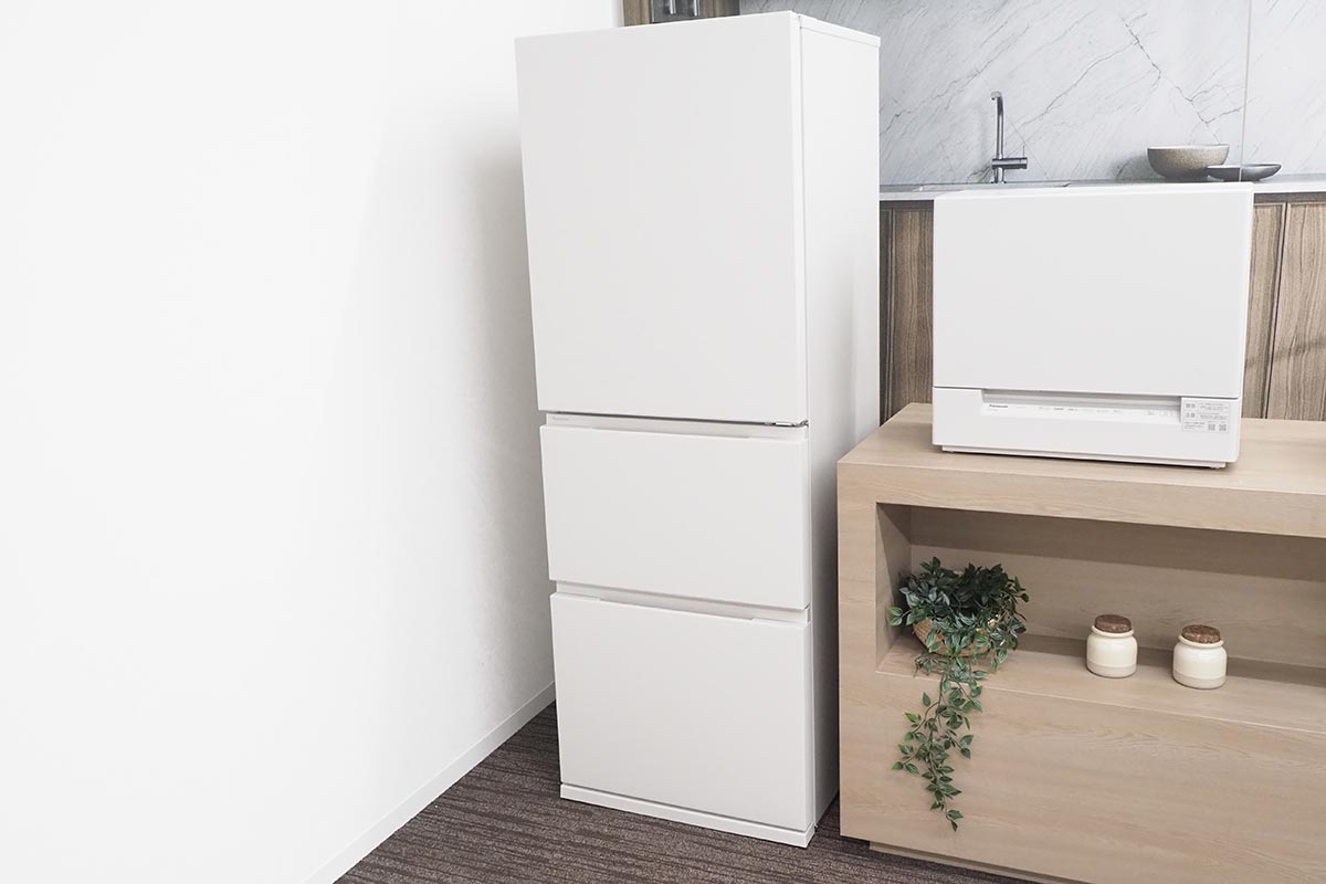 冷蔵庫「NR-C33JS2」