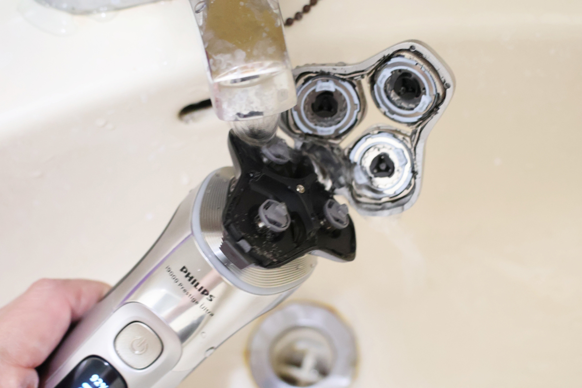 お手入れの際は電源をオフに