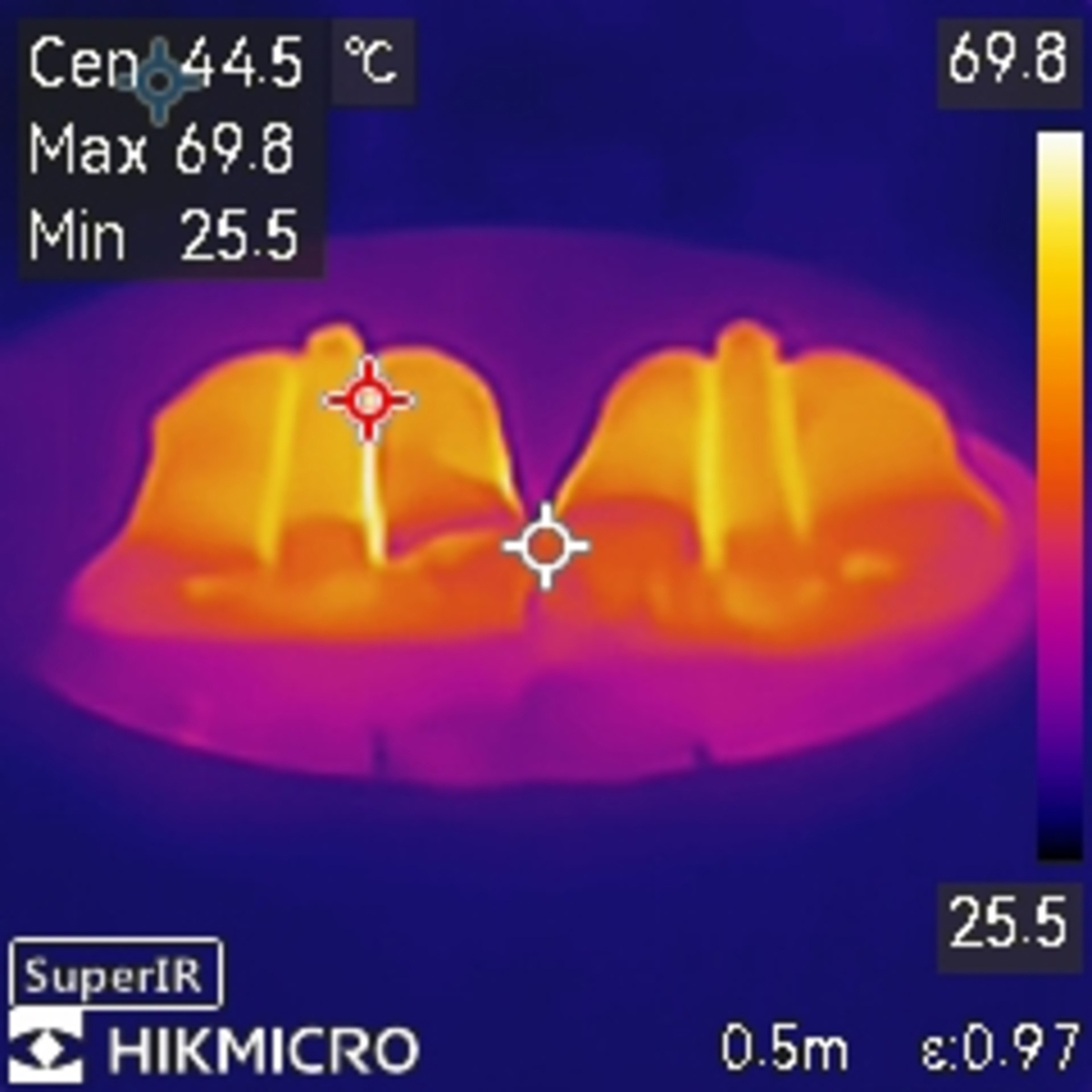 ソーセージはもう少しアツアツだと嬉しい