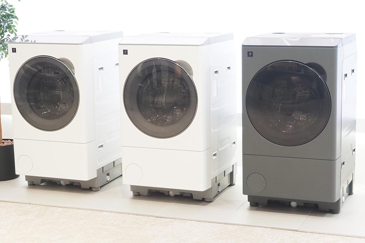 右の2台が上位モデルES-12X1、左がES-12P1