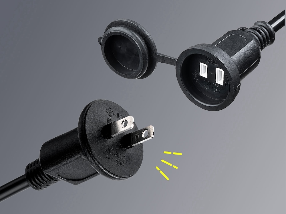 防雨プラグを採用し、密閉型コンセントに対応する