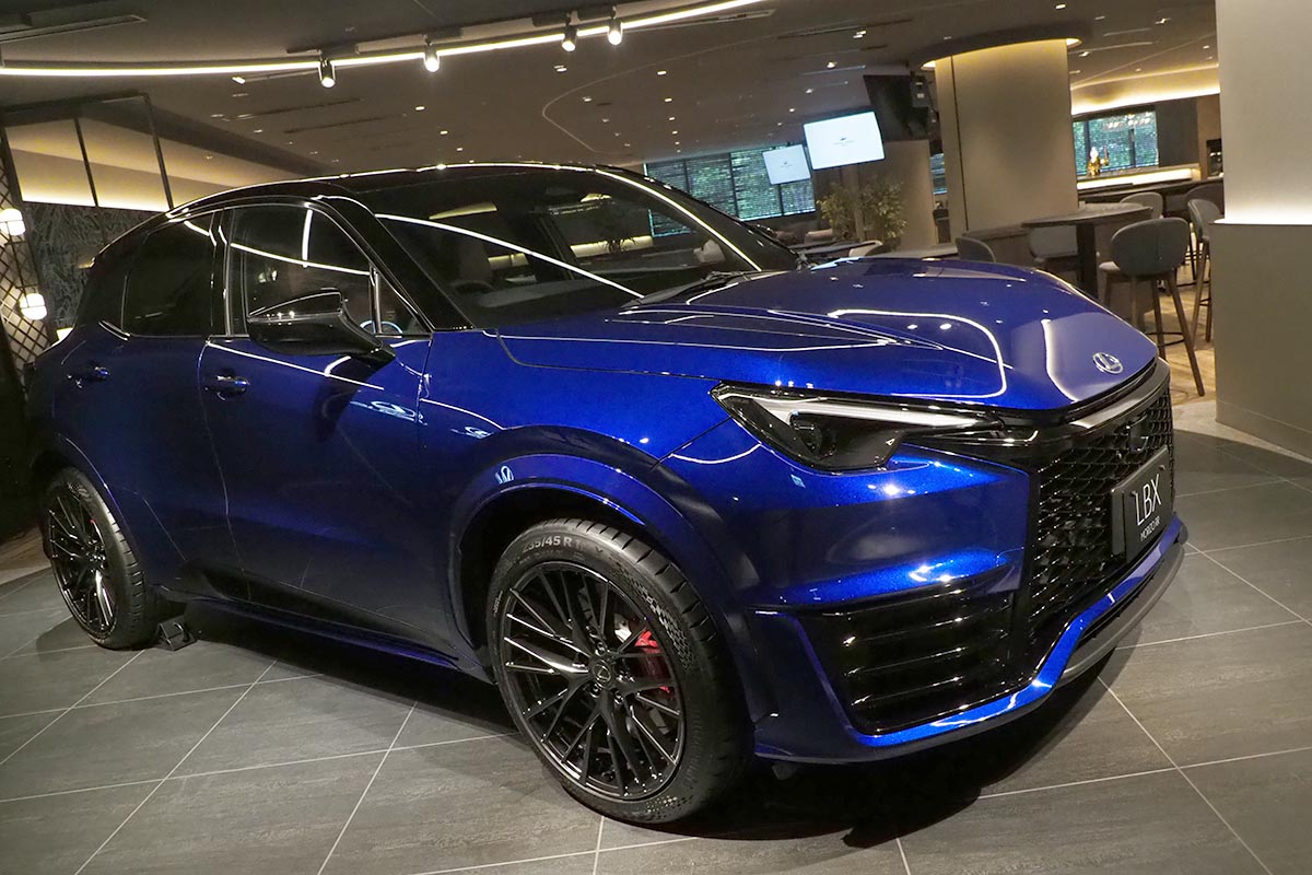 最上級ラウンジのTOYOTA PREMIUM LOUNGE