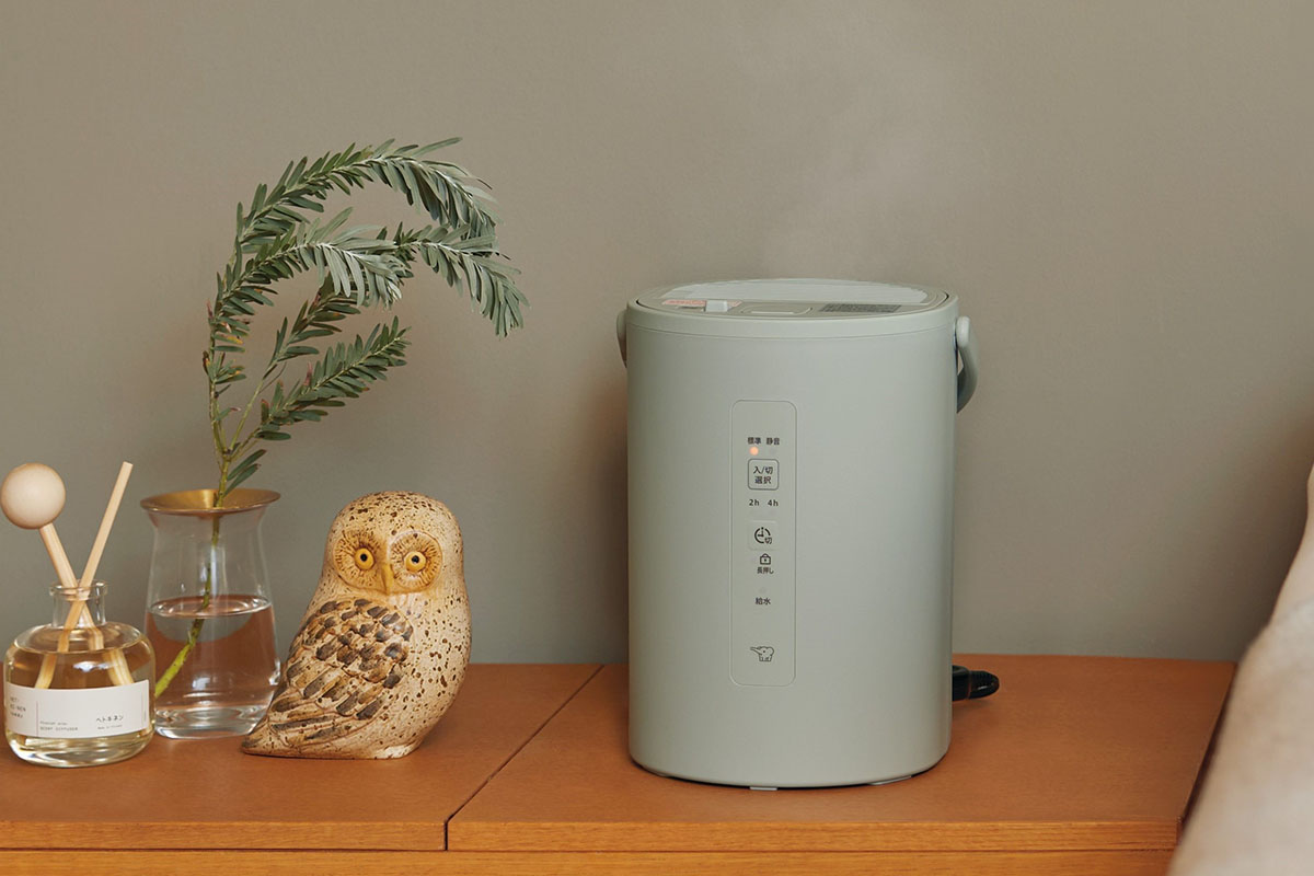 寝室に適したコンパクトタイプ「EE-MB20」