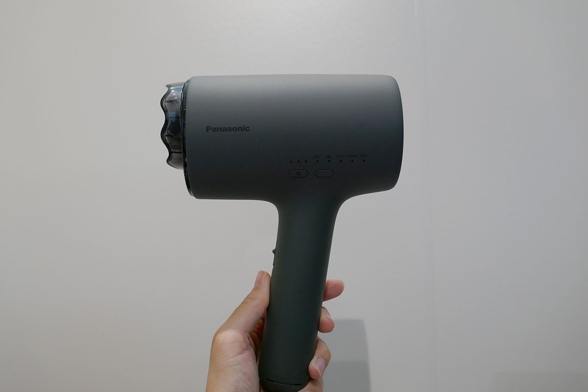 新発売の「EH-NA0K」