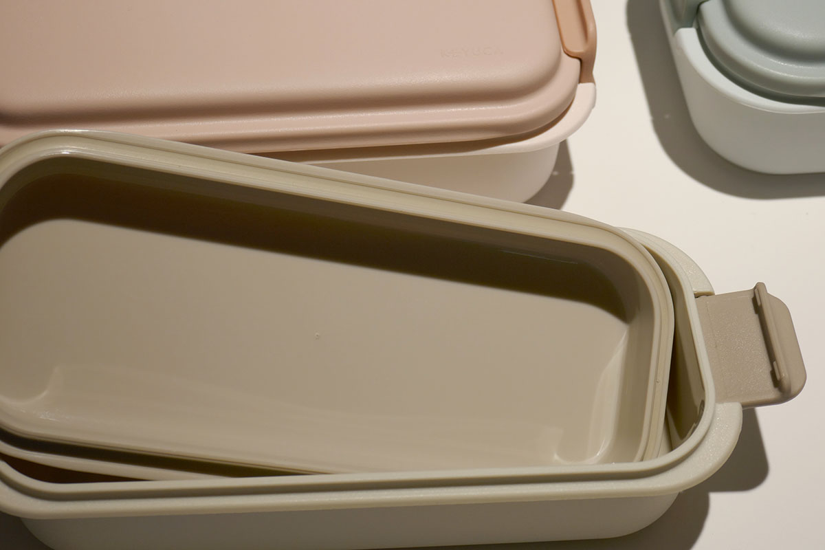 パッキンとフタが一体になっている