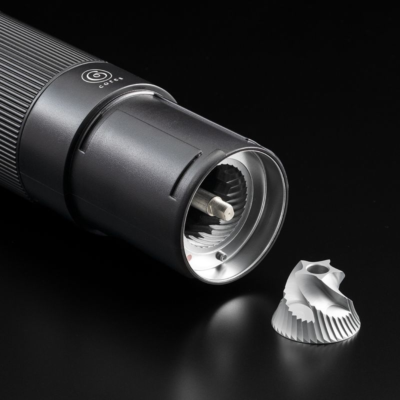 コーン式グラインダーを採用