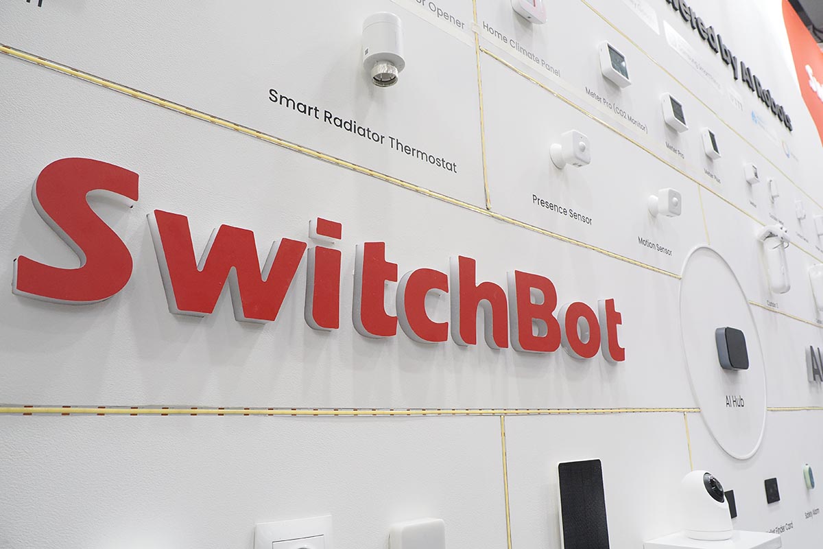 スマートホーム製品が日本でも人気のSwitchBotが次に見せてくれるのは? IFA 2025で取材してきました