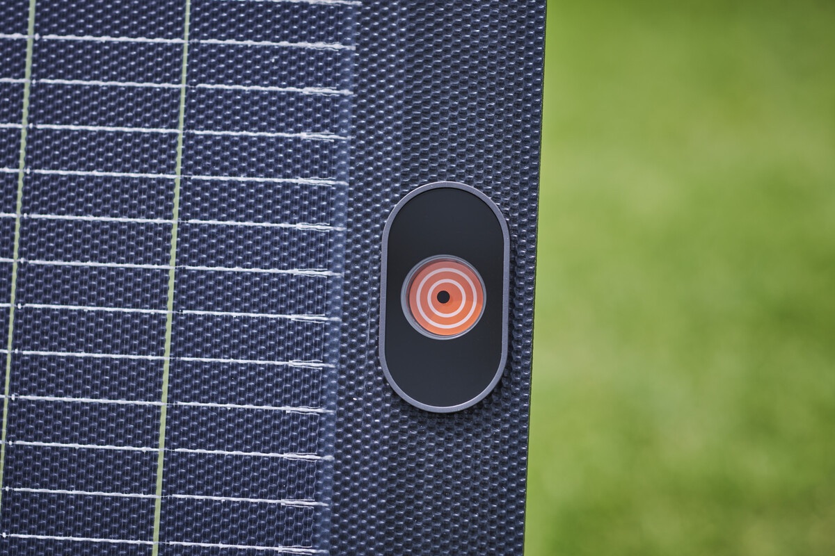 太陽角度インジケーターで最適角度を直感的に確認できる