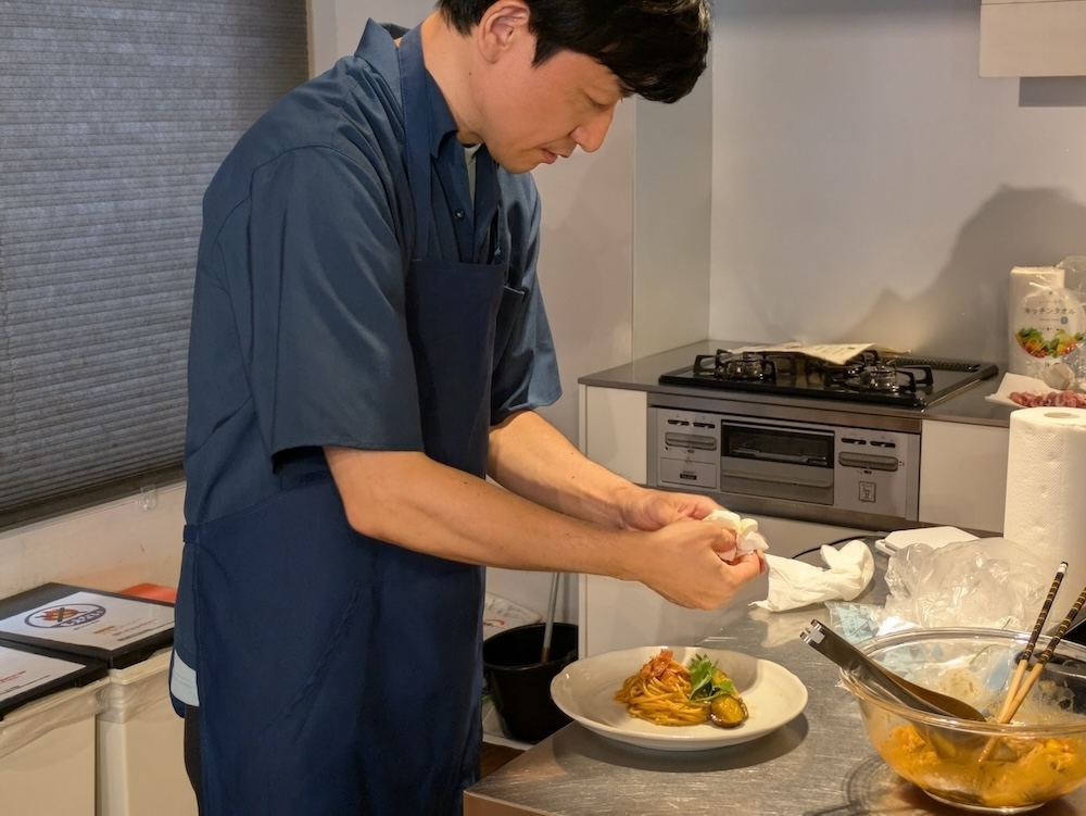 最後に、美味しそうに盛り付ければ完成