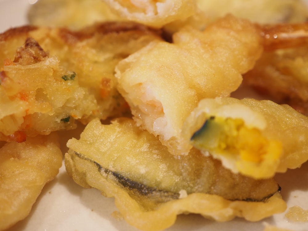 天ぷらがサクサクで、海老はプリップリだった