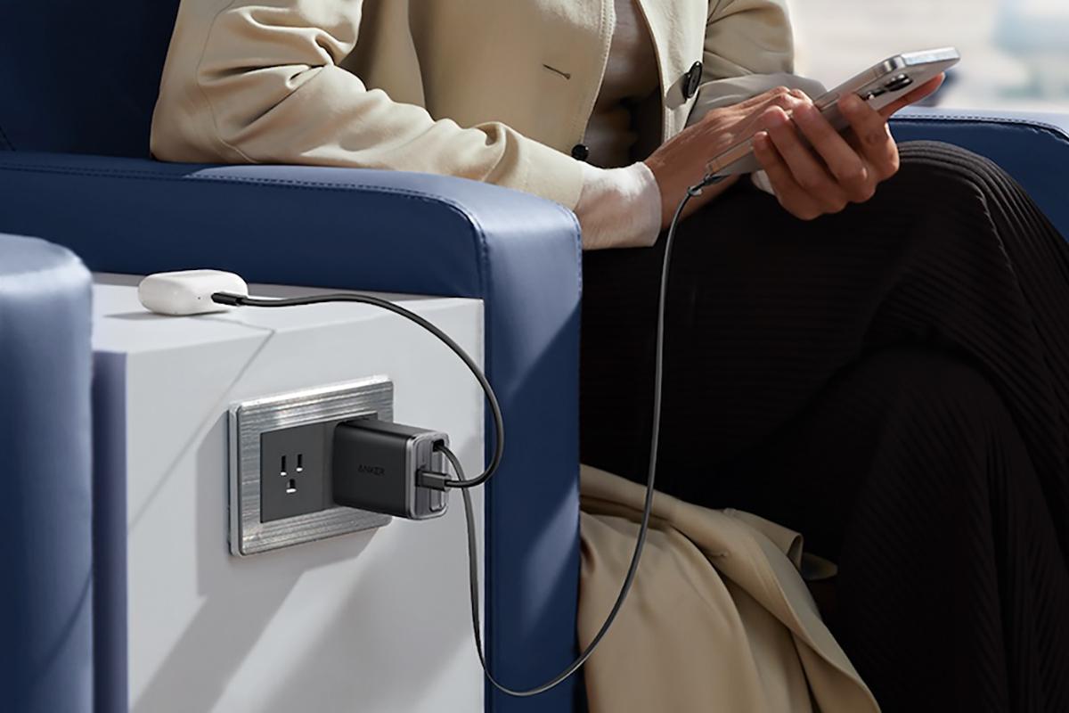 Ankerの「Anker Nano Charger(35W, Built-In 巻取り式 USB-Cケーブル)」