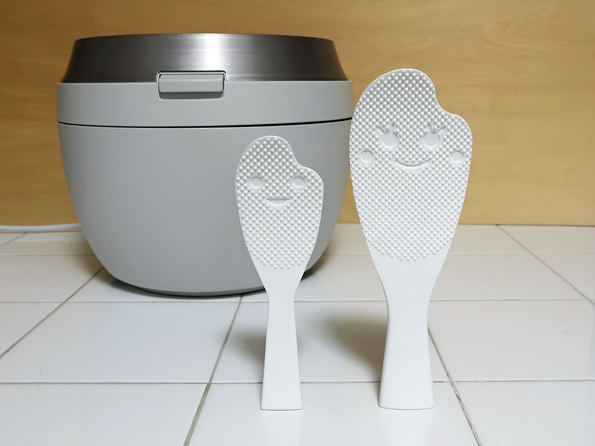 くっつきにくい立つしゃもじ