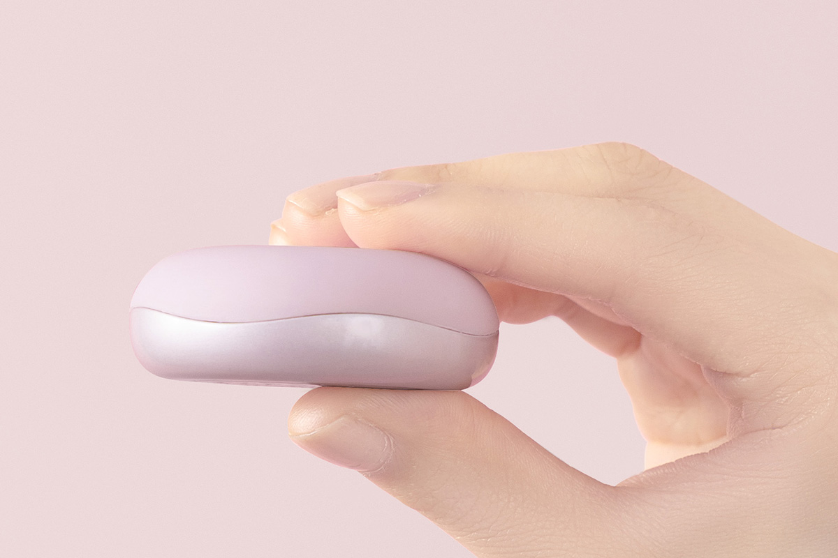 初代モデルから約18%の薄型化