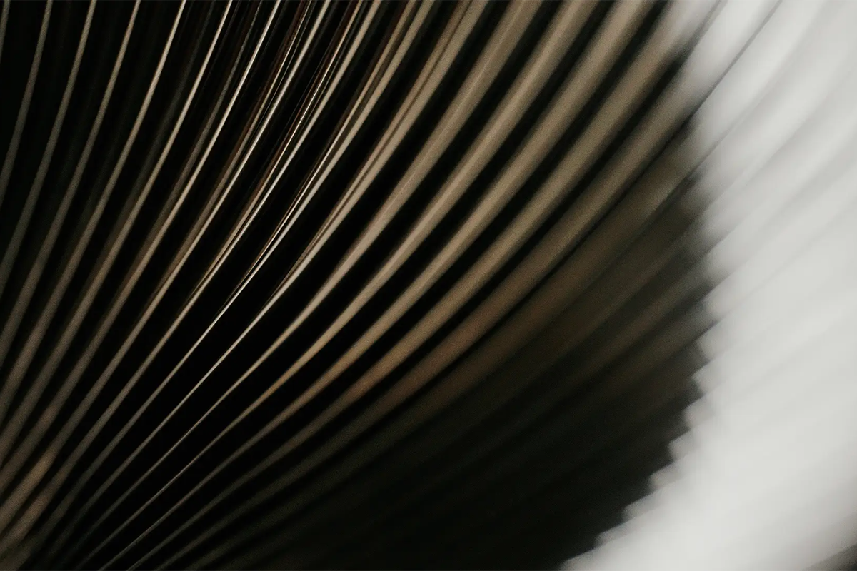 72本の繊細なリブを施している