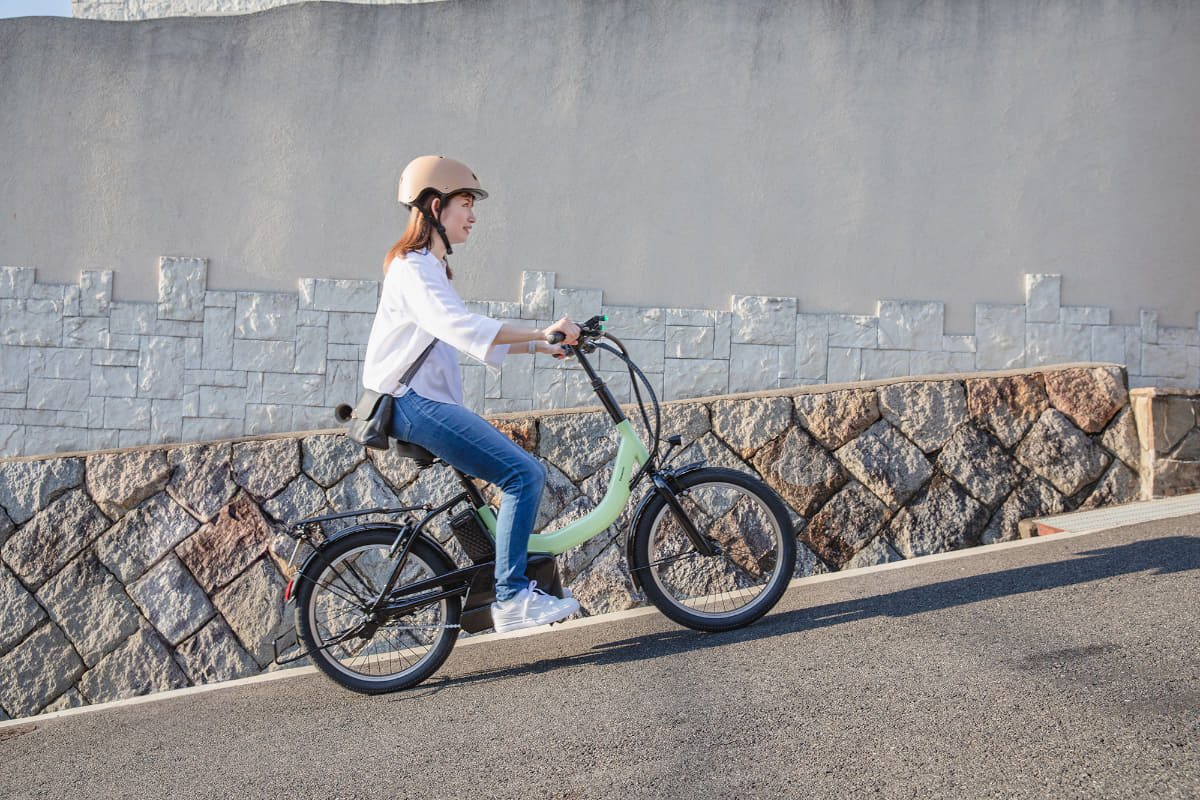 斜面のキツイ坂道もラクラク上れる