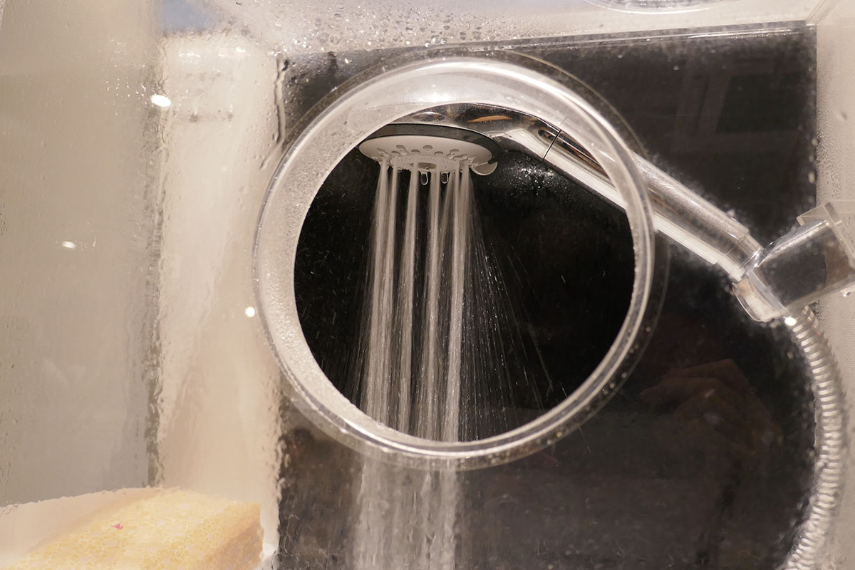 プレシャンプーモードを体験。ジェットバスのようなパワフルさを感じた