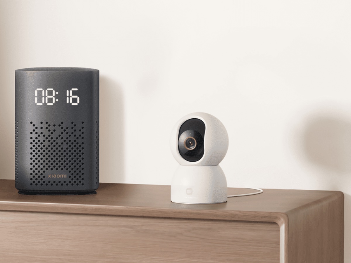 室内向けの4K見守りカメラ