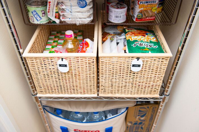 水や食料は普段から使いながら多めに持つローリングストックを