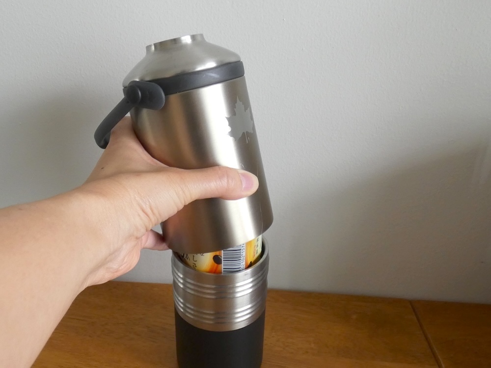 上部シリンダーを取り付ける