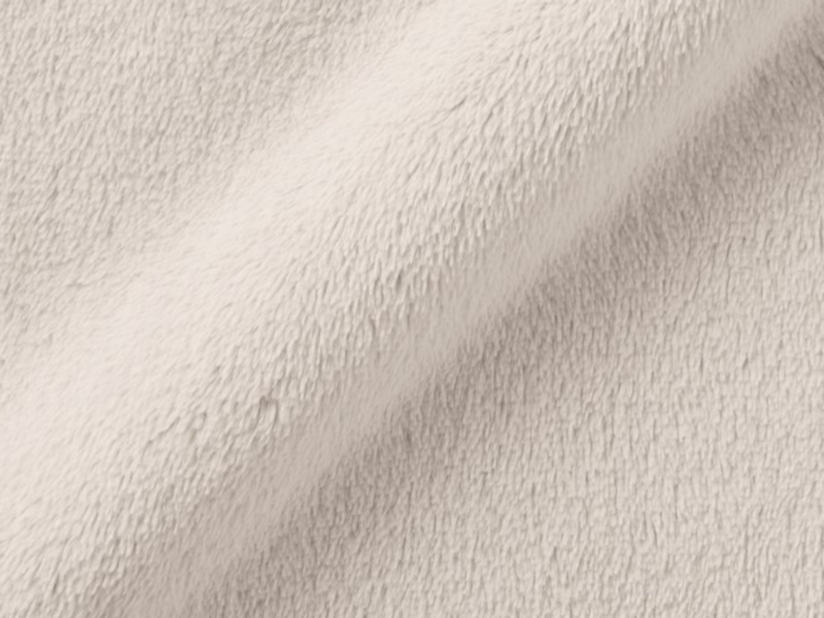 滑らかな肌触りのあたたかい素材を使用