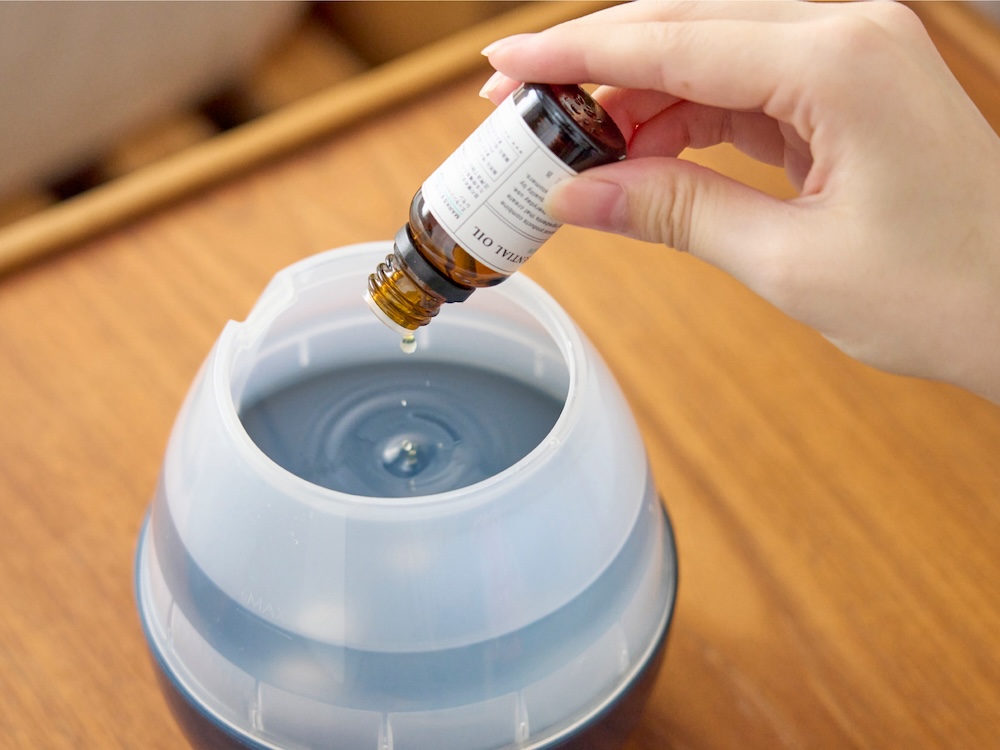 水タンクにアロマオイルを直接滴下して、アロマの香りを楽しめる