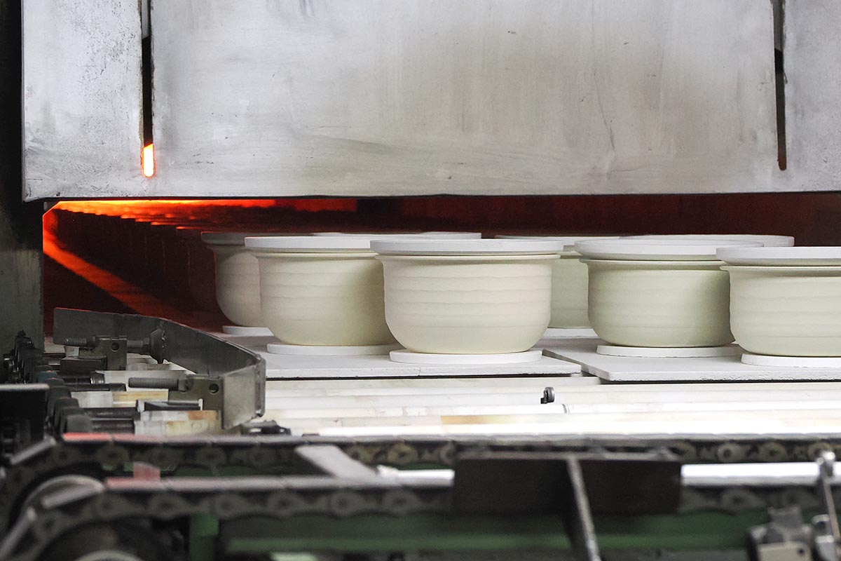 “本土鍋”が魅力のタイガー炊飯器、そのコア部分である土鍋ができるまでを取材