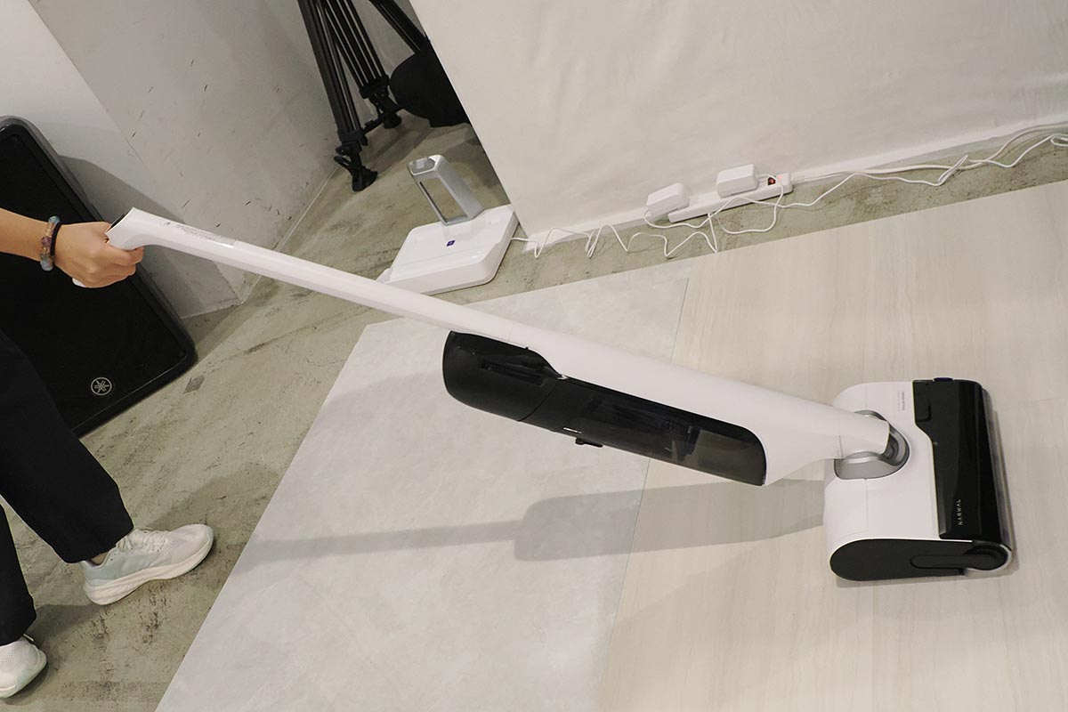 水拭きスティック掃除機「Narwal S30」