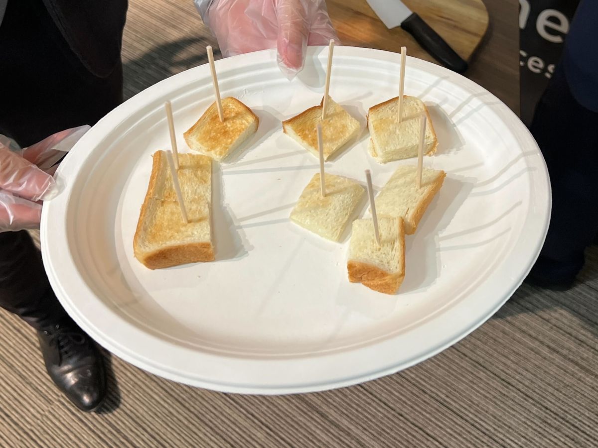 外をサクッと素早く焼き上げる