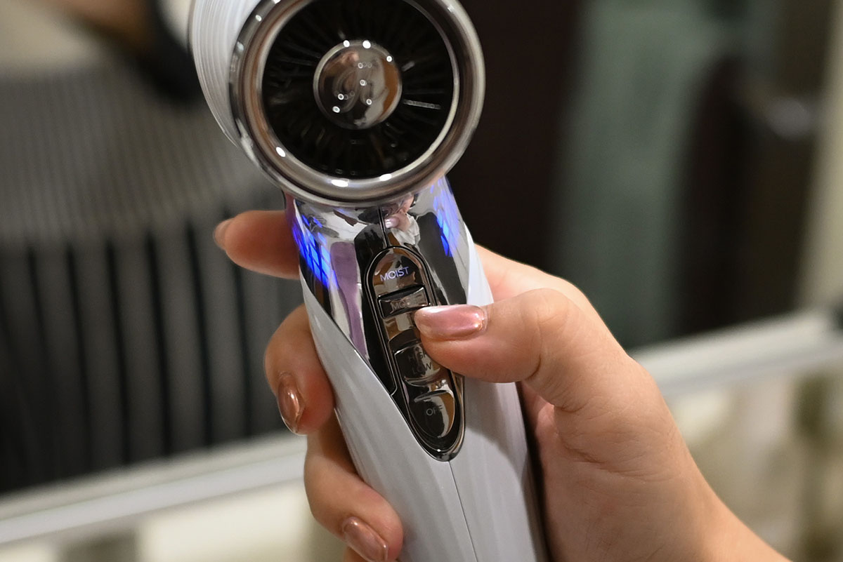 MODEボタンを推すと「MOIST」モードが起動