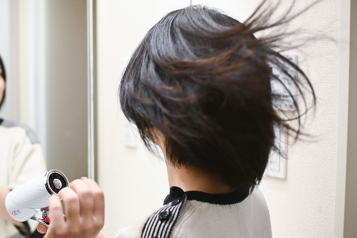 HIGHはかなり強めの風。個人的には十分なパワーだと思います