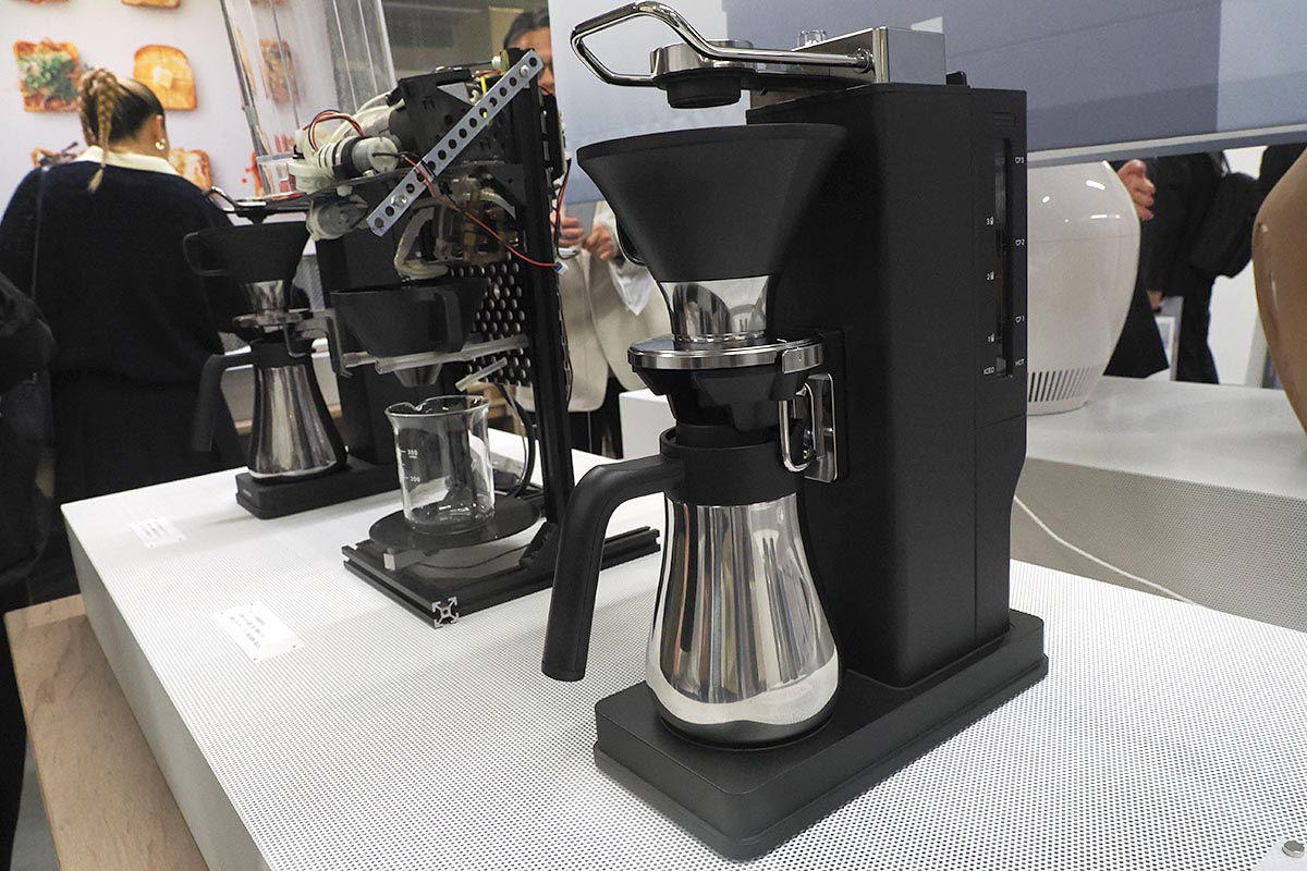 既存製品の開発過程など貴重な展示が見られる