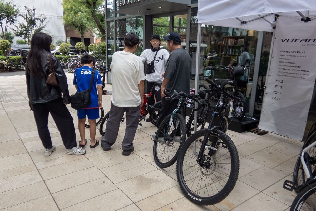 家族でシェアしやすいミニベロe-bikeをチェック