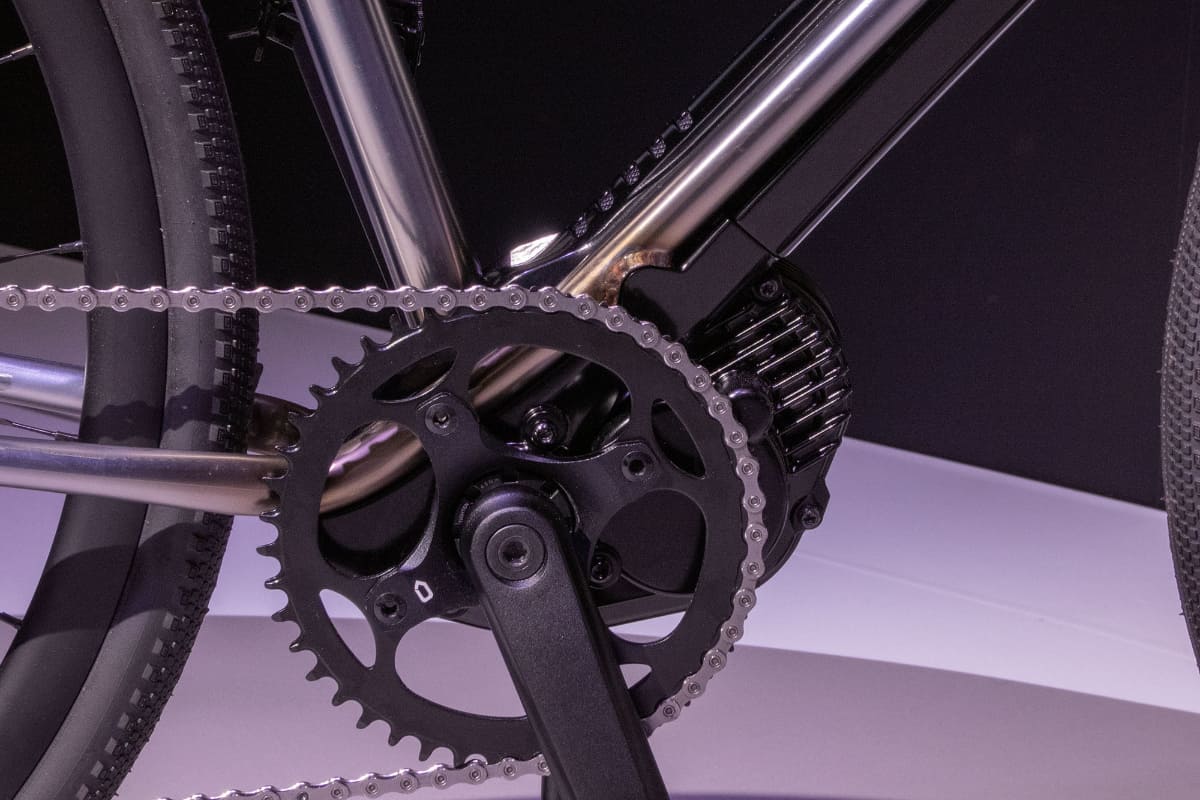 保護カバーのないドライブユニットは新鮮